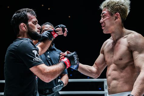 ONE Fight Night 18 में डेब्यू करने वाले मार्शल आर्ट्स स्टार्स से मिलिए ...