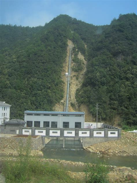 三峡大坝水电站 三峡大坝 水电站 湖北宜昌 地标 水电之都 水利水库 枢纽 工程 长江 航运 发电 绿色能源 环保 4k 湖泊航拍 山水 风光秀丽 三维动画 宣传片素材