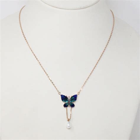 Buy Butterfly pendant Simple Chain in India | Chungath Jewellery Online ...