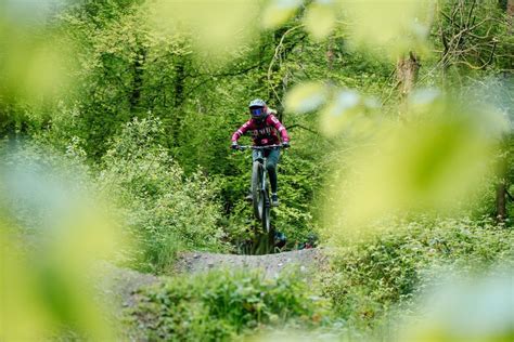 Womens Progressive Jumps Session, Bryn Bettws Lodge & Bike Park, Afan ...