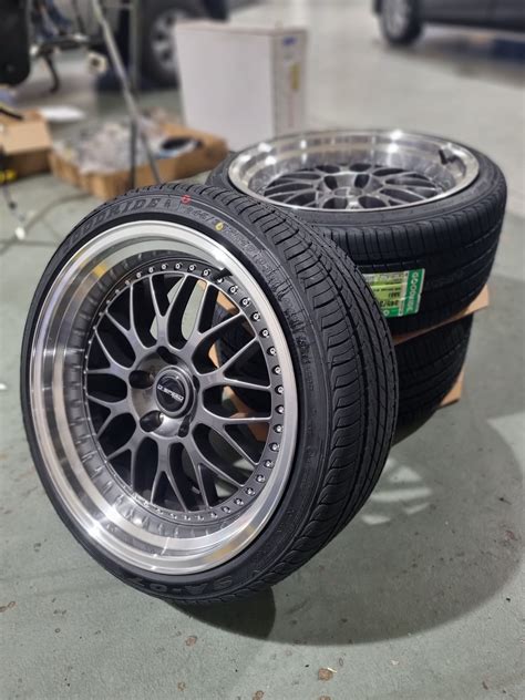 D-Speed DS-06 19X9.5 +25 & 19x10.5 +20 5x114.3 Staggered Wheel and Tyr – Dspeed Performance Wheels