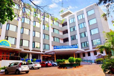 Best Deals Luxury hotel Budget Hotels weekend Packages