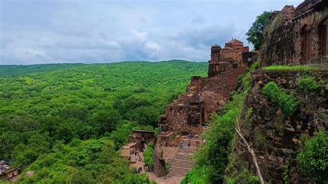 Places To Visit In Rajasthan That Continue To Be Tourist Magnets