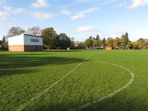 Byfleet Postcode 的图像结果