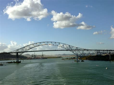 Photo-ops: Panama Canal: Bridge of the Americas, Balboa, Panama