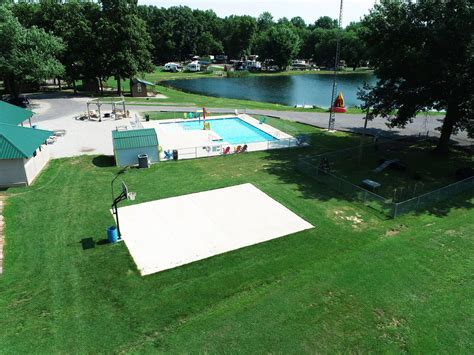 Campgrounds near Delaware Ohio - Hickory Grove Lake RV Park