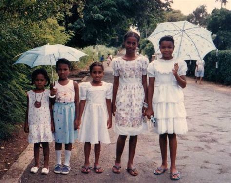 People in Mauritius 的图像结果