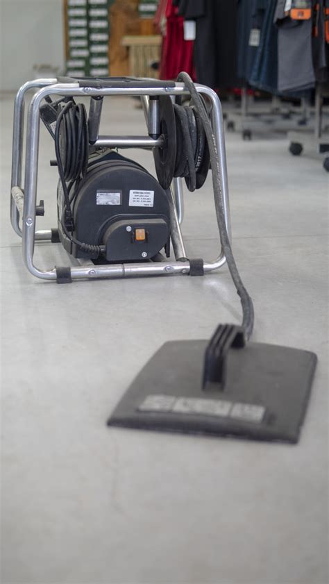 Wallpaper Steamer - The Rental Store