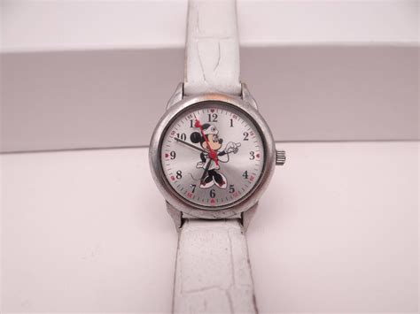 Working Vintage Walt Disney Mickey Mouse Ladies Watch with white band