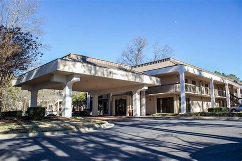 QUALITY INN CHAPEL HILL - UNIVERSITY AREA - Hotel Reviews, Photos, Rate ...