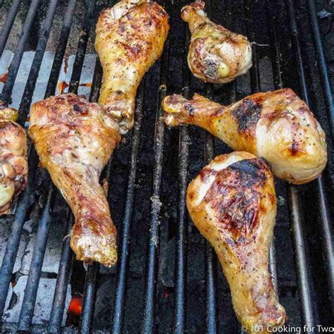 Grilled Chicken Legs – Crispy and Juicy Gas Grill Drumstick Recipe ...