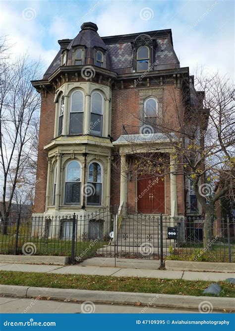 Detroit: Old Brick Victorian Home Editorial Image - Image of detroit ...