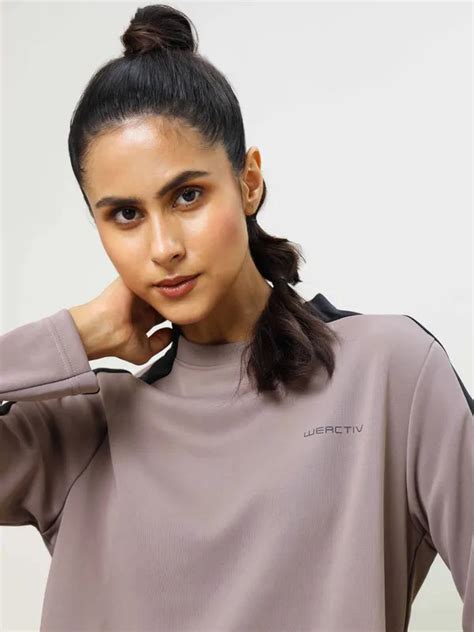 Women Slim Fit Crew Neck Pullover with Elasto Plus