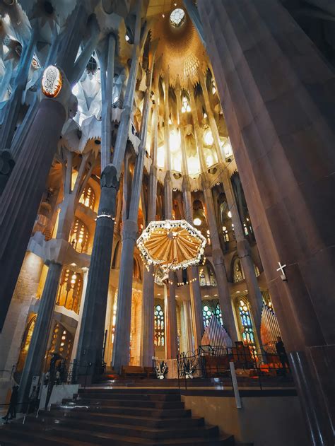 Inside Sagrada Familia Hd