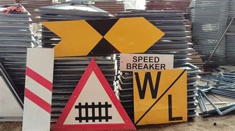 Retro Reflective Sign Board - Regulatory & Mandatory Reflective Sign ...