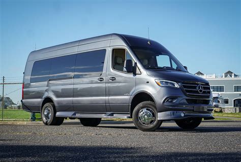 Mercedes Benz Sprinter Limousine