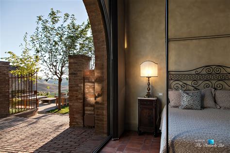 Podere Paníco Estate - Monteroni d'Arbia, Tuscany, Italy - Exterior ...