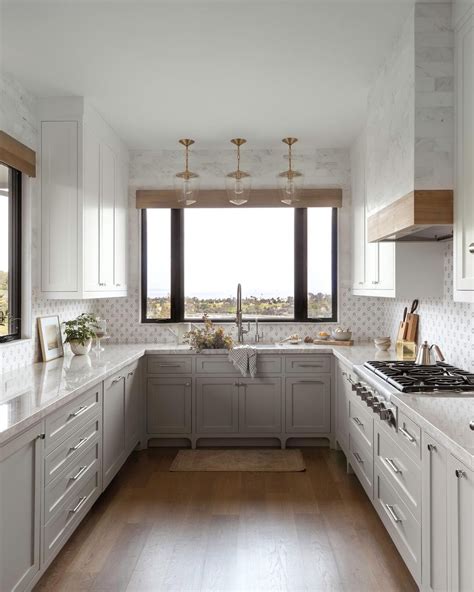 25 Amazing Ideas For Backsplash Around Kitchen Window