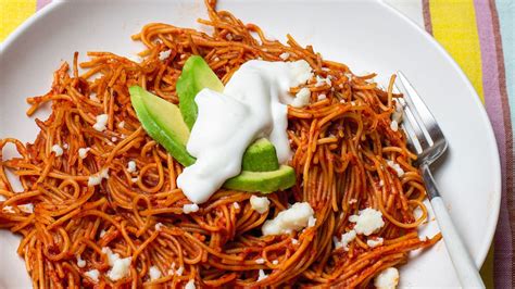 Mexican-Style Pasta With Three-Chile Sauce (Fideo Seco A Los Tres ...