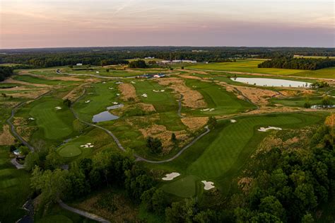 About - Chariot Run Golf Club