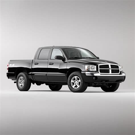 2005 Dodge Dakota - Information and photos - MOMENTcar