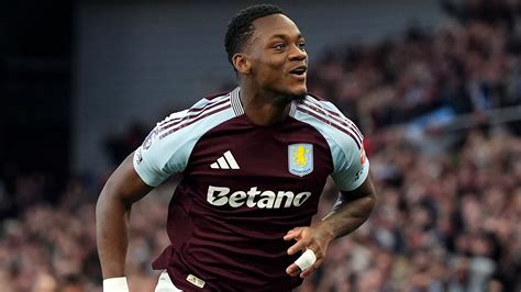 Jhon Duran signs new Aston Villa deal: Colombia forward rewarded for ...