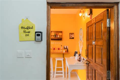 MUSTARD HOUSE | Lazydaze Stays