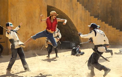 'One Piece' first reviews praise Netflix series as faithful adaptation