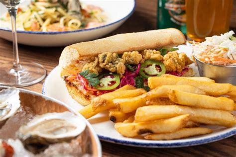 Seafood Restaurant - Dedham Legacy Place - Legal Sea Foods