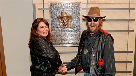Hank Williams Jr.'s Wife Died From Collapsed Lung After Cosmetic Surgery - TrendRadars
