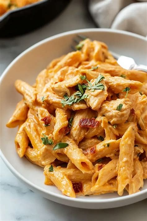 Buffalo Chicken Pasta: A Creamy, One-Pot Delight - Quite Chefy