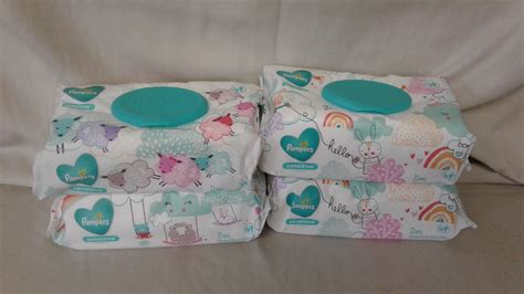 Lot Detail - PAMPERS SENSITIVE WIPES 4 72CT PACKS