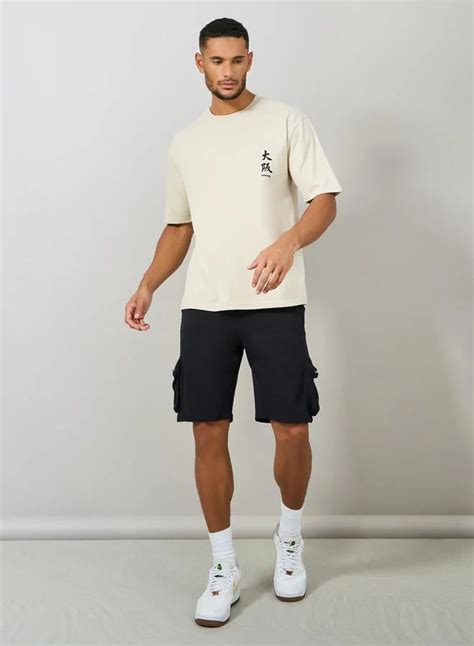 Men T-Shirts KSA | 25-75% OFF | Riyadh, Jeddah