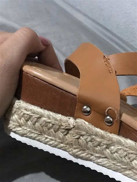 Sandals 的图像结果
