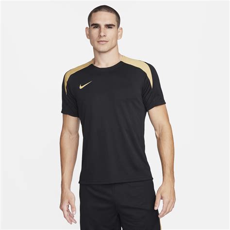 Shop Nike Men's Clothing on Sale in kuwait - Discounted Clothing
