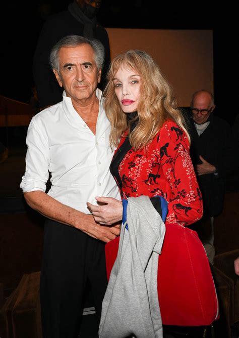 Photo : Bernard-Henri Lévy et Arielle Dombasle - Les personnalités assistent au meeting de ...
