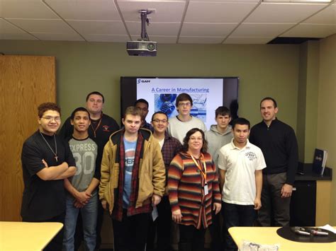 GAM Blog : Students From Local John Hersey High School Visit GAM