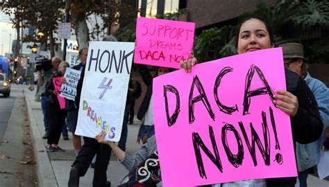 Donald Trump presenta propuesta a favorde DACA y TPS