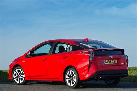 Toyota Prius 2016 review - Motoring Research