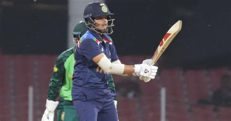 Shafali Verma makes six-hitting look easy: Reactions to India opener’s ...