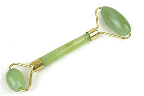 Facial Massage Jade Roller Beauty Tool - Derma Rollers