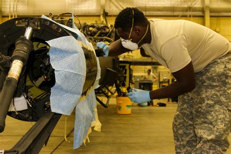 Soldiers keep Apache aircraft flying | Article | The United States Army