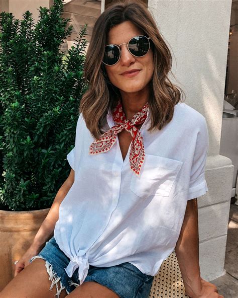 Bandannas Are Back: Best Ways To Style A Bandanna - Society19 | Ways to ...