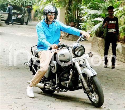 Kartik Aaryan Rides His Swanky Royal Enfield as he Meets Bhool ...