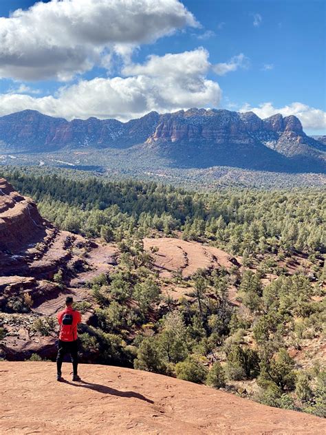 Bell Rock Pathway Hike in Sedona, Arizona