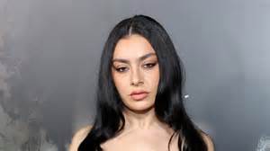 Charli XCX's make-up artist talks singer's sexy Brat girl look