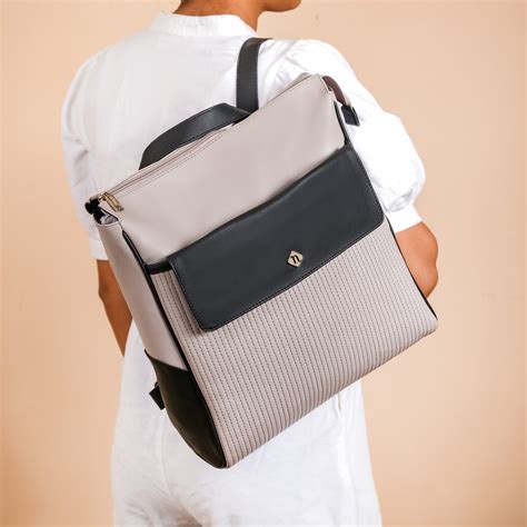 Multipurpose 2-Way Backpack And Handbag Online - Premium Tote Bag ...