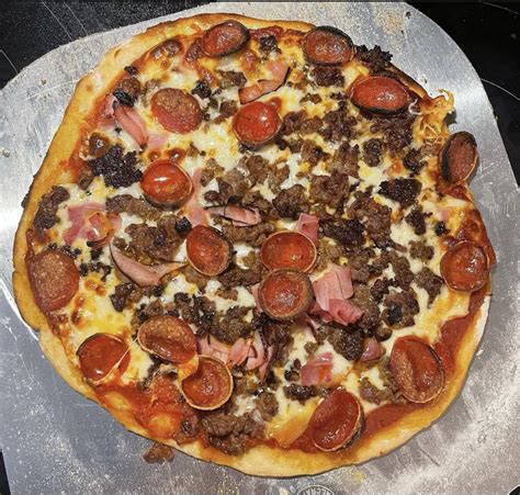 Pepperoni Pizza With Ground Beef at Curtis Dolan blog