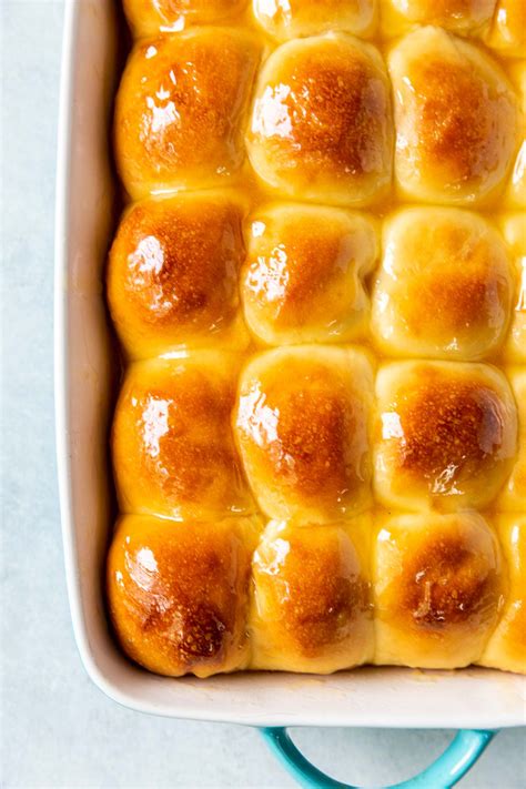 Honey Yeast Rolls - Soft & Fluffy, with Honey Butter!