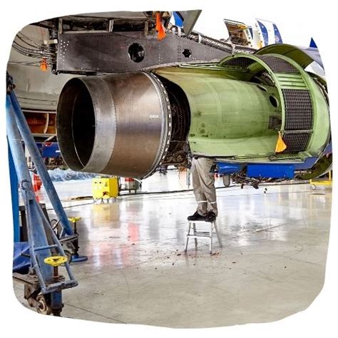 Jet Engine Mechanic 的图像结果